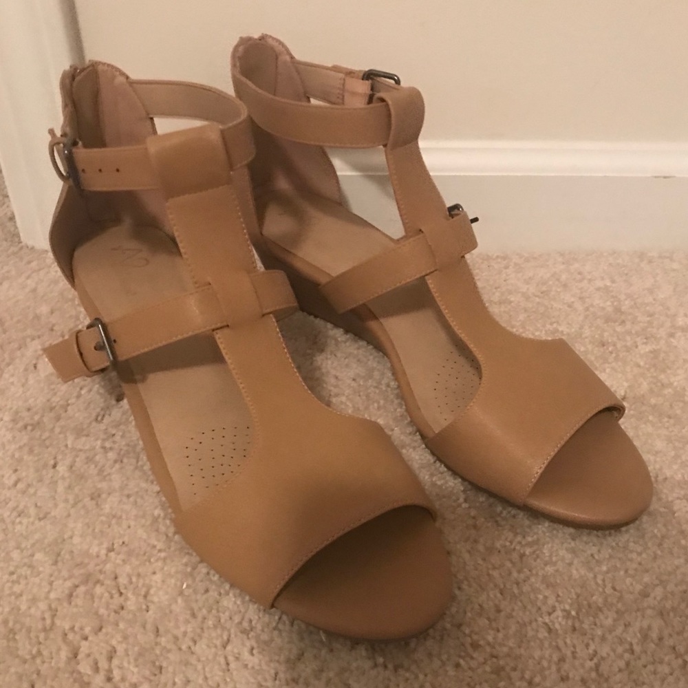 Size 12 Like New A2 by Aerosoles.